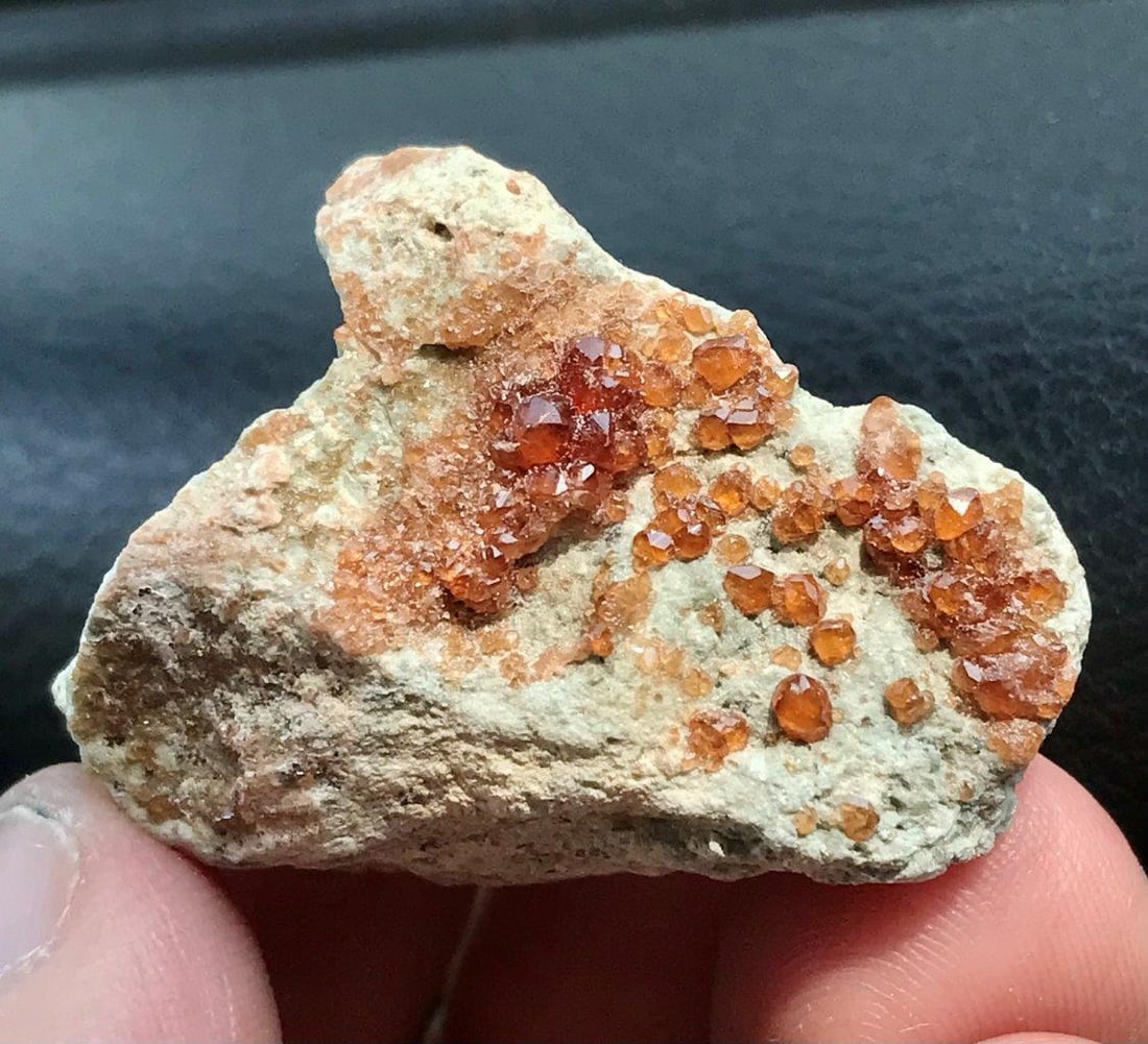 26.64 GRAMS Spessartite Garnet Mineral - SPECIMEN - 39X38X20 mm: 26.64 GRAMS Spessartite Garnet Mineral - SPECIMEN - 39X38X20 mm Shipping Rate: 23$ .shipping rates are determined by Parcel weight and destination.Combined shipping: We offer combine shipping on multi
