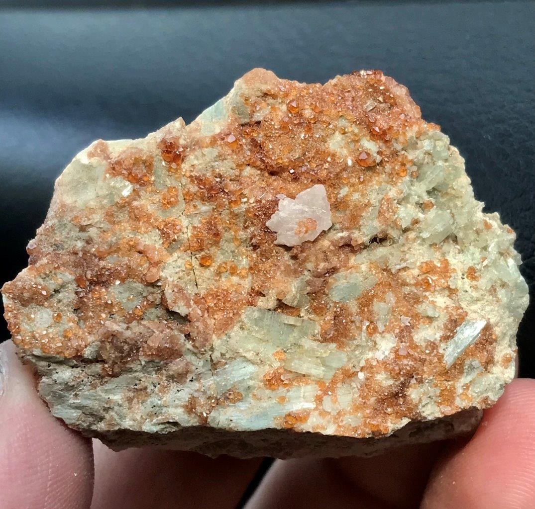 Spessartite Garnet Mineral SPECIMEN 33.69 GRAMS 32X48X18 mm: Spessartite Garnet Mineral SPECIMEN 33.69 GRAMS 32X48X18 mmShipping Rate: 23$ shipping rates are determined by Parcel weight and destination.Combined shipping: We offer combine shipping on multiple it