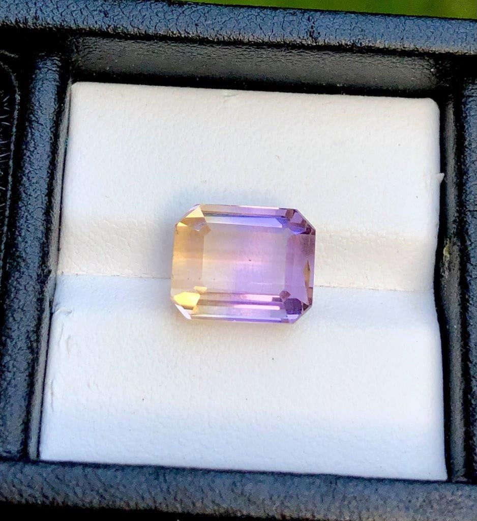 Multi Color Ametrine - 6.60 Carats - 11X9X7 mm: Multi Color Ametrine - 6.60 Carats - 11X9X7 mmShipping Rate: $15.00 .shipping rates are determined by Parcel weight and destination.Combined shipping: We offer combine shipping on multiple items purch