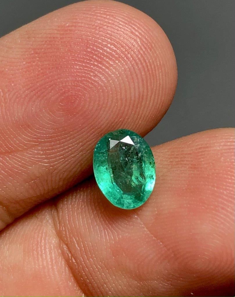 1.25 Carats Natural Emerald - 8X6X4 mm: 1.25 Carats Natural Emerald - 8X6X4 mm Shipping Rate: $15.00 .shipping rates are determined by Parcel weight and destination.Combined shipping: We offer combine shipping on multiple items purchased to