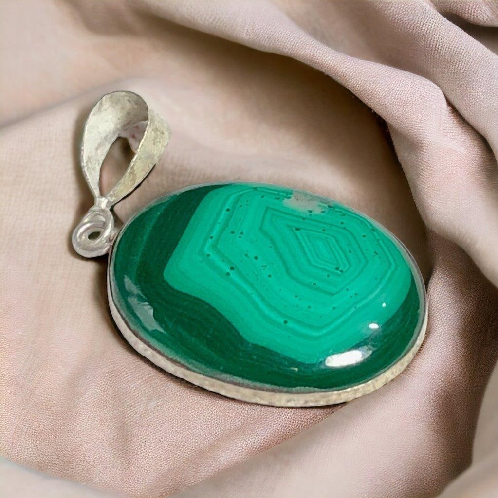 Natural Malachite and Sterling Silver Pendant: Natural Malachite and Sterling Silver Pendant Shipping: