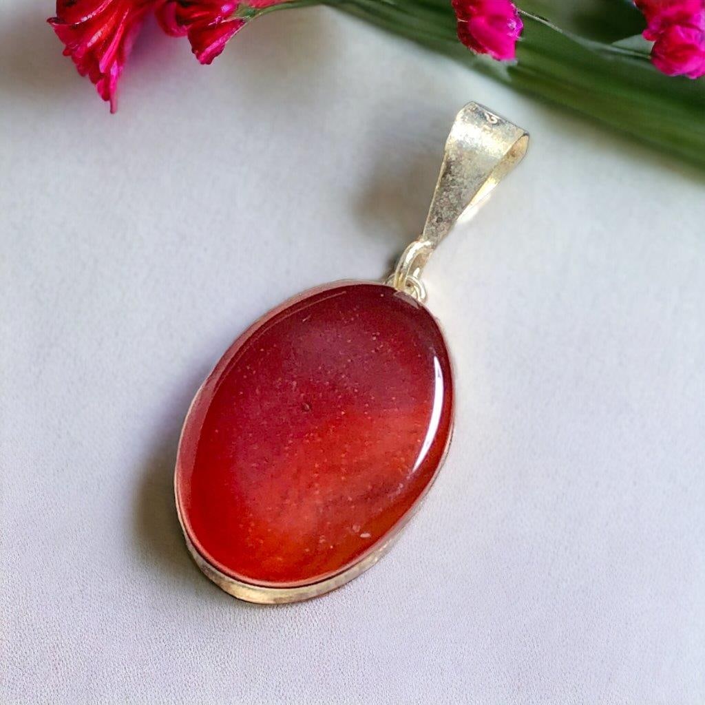 Scenic Agate Pendant Necklace (1 of 2)