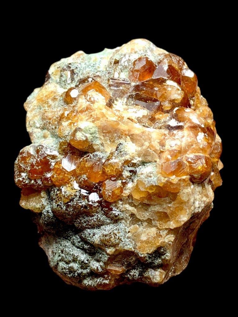 65.47 Grams Amazing Hessonite Garnet Crystals Cluster mineral Specimen - 42X33X28 mm: 65.47 Grams Amazing Hessonite Garnet Crystals Cluster mineral Specimen - 42X33X28 mm Shipping Rate: 23$ .shipping rates are determined by Parcel weight and destination.Combined shipping: We offer comb