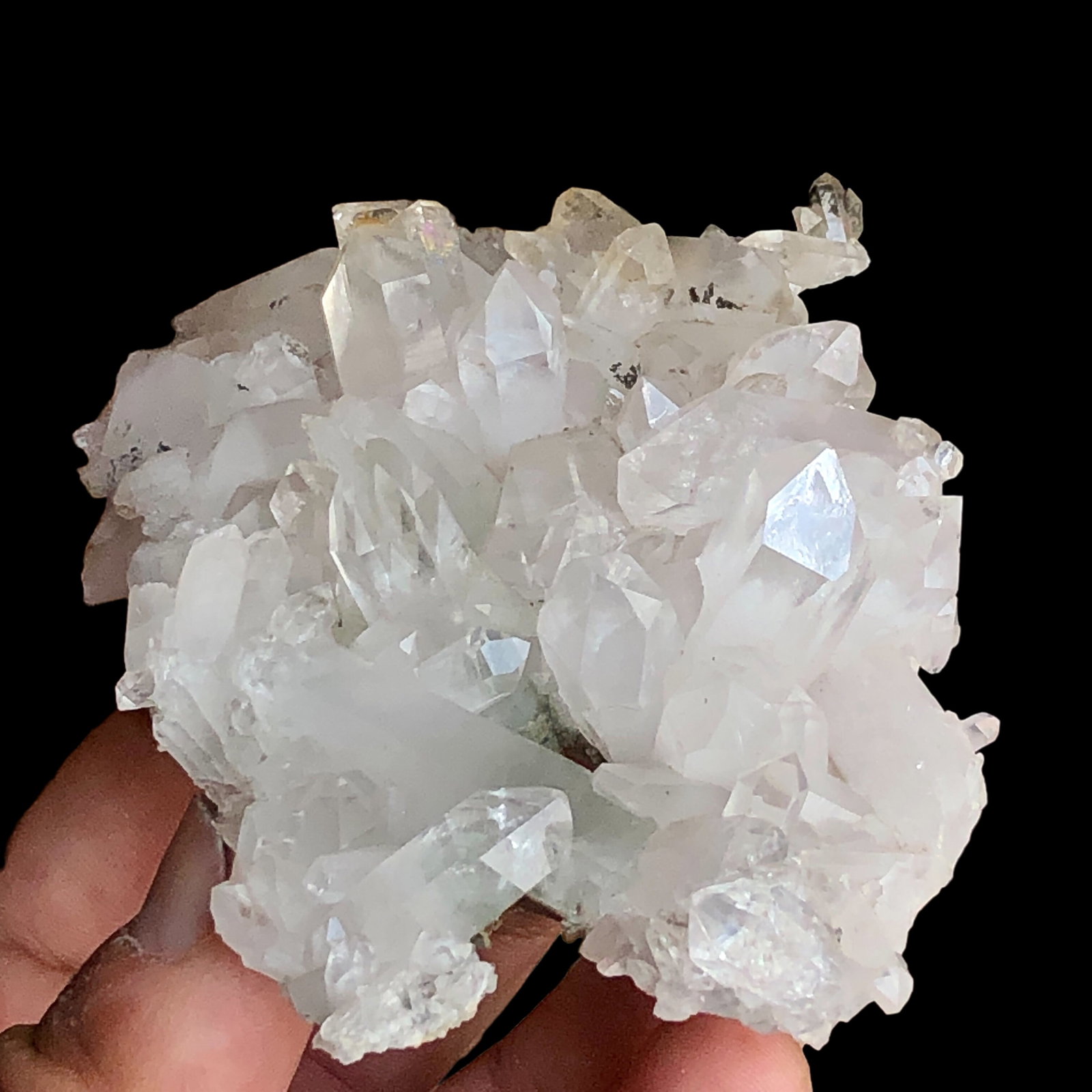 Quartz Crystals Undamaged Mineral Specimen - 98.62 Grams - 90X60X12 mm: Quartz Crystals Undamaged Mineral Specimen - 98.62 Grams - 90X60X12 mmShipping Rate: 23$ shipping rates are determined by Parcel weight and destination.Combined shipping: We offer combine shipping on 