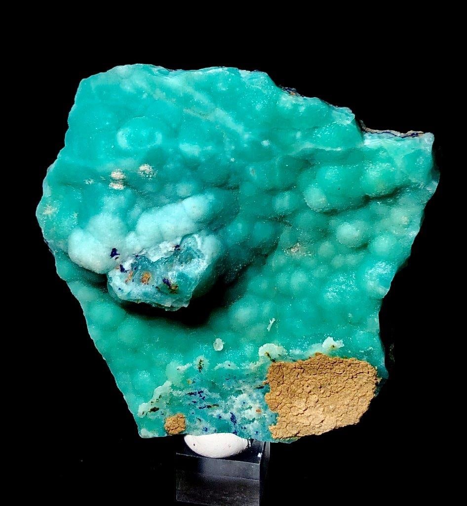 Greenish blue botryoidal hemimorphite - 538 Grams: Greenish blue botryoidal hemimorphite - 538 Grams - 145X140X34 mmShipping Rate: $55.00 .shipping rates are determined by Parcel weight and destination.Combined shipping: We offer combine shipping on m