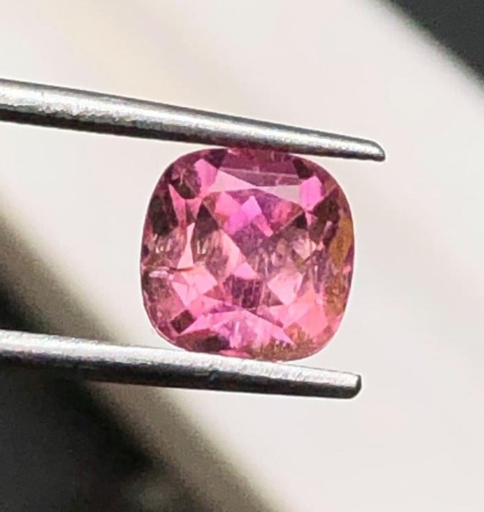 Top Quality Natural Tourmaline - 2.40 Carats: Top Quality Natural Tourmaline - 2.40 Carats - 8X8X7 mmShipping Rate: $15.00 .shipping rates are determined by Parcel weight and destination.Combined shipping: We offer combine shipping on multiple