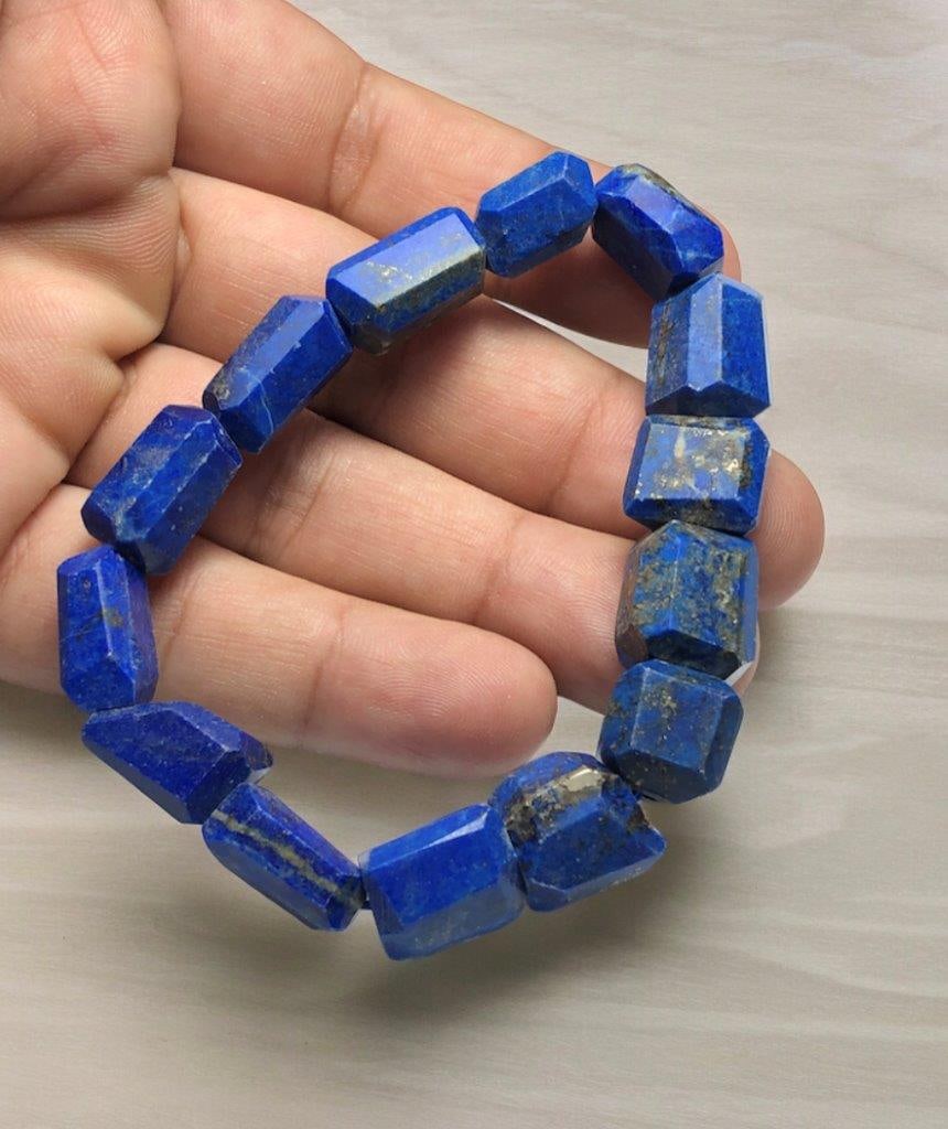 Amazing Lapis Lazuli Beaded Bracelet: Amazing Lapis Lazuli Beaded Bracelet Shipping: Domestic: Flat-rate of 23$ to anywhere within the contiguous U.S.International: Foreign shipping rates are determined by destination. International