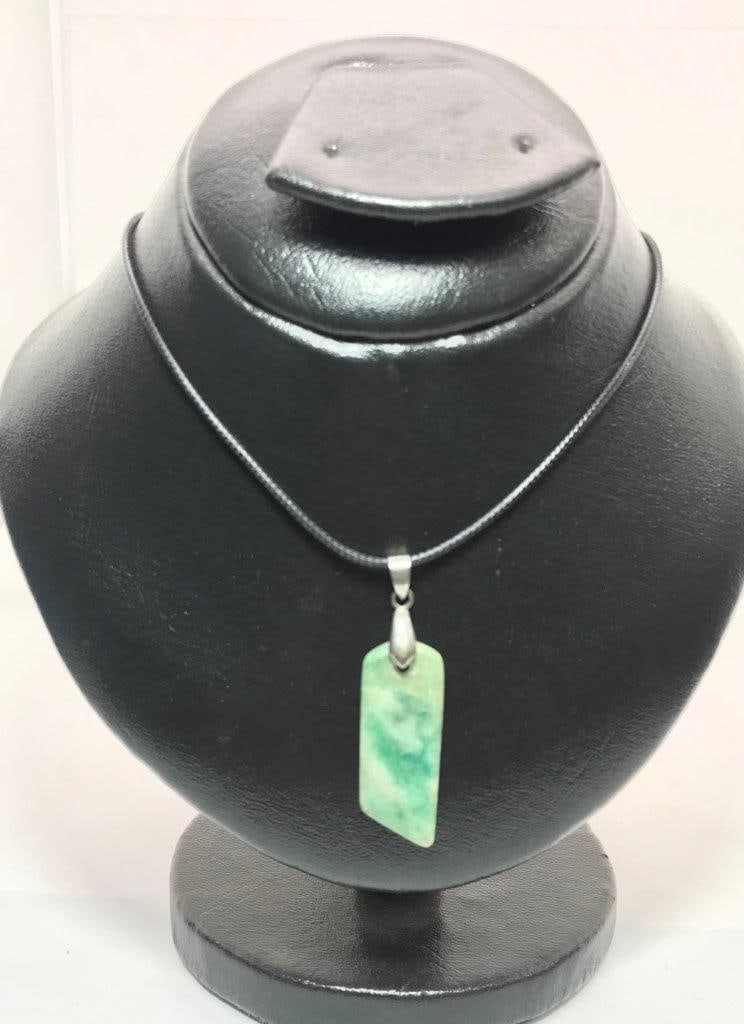Natural Green Aventurine Pendant Polished Healing Crystal Jewelry: Natural Green Aventurine Pendant Polished Healing Crystal Jewelry Shipping: $23.00. Shipping rates are determined by Parcel weight and destination.