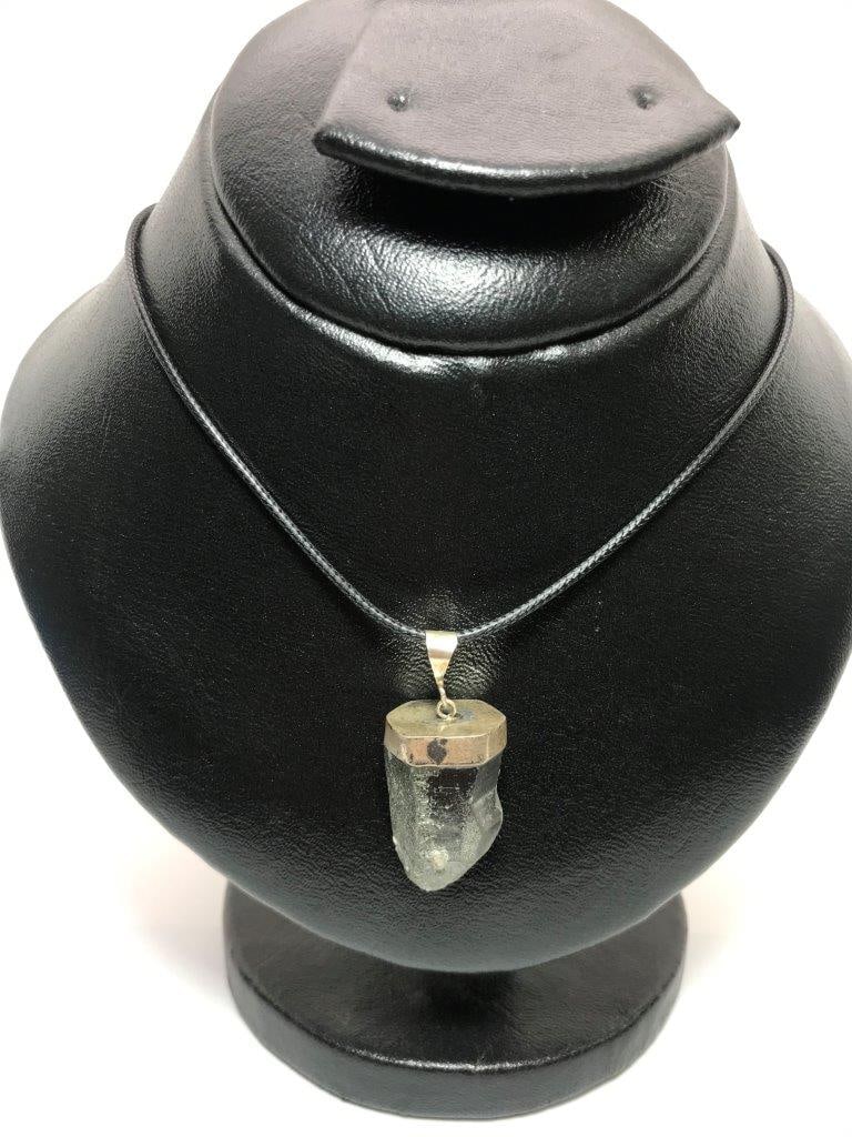 Natural Quartz Pendant Crystal Gemstone Jewelry Necklace: Natural Quartz Pendant Crystal Gemstone Jewelry Necklace Shipping: $23.00. Shipping rates are determined by Parcel weight and destination.