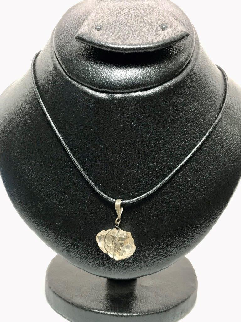Raw Quartz Crystal Pendant Natural Healing Stone Necklace: Raw Quartz Crystal Pendant Natural Healing Stone Necklace Shipping: $25.00. Shipping rates are determined by Parcel weight and destination.