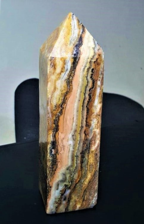 Mix Calcite Healing Tower - 512.2 Grams: Mix Calcite Healing Tower - 512.2 Grams Shipping: $50.00. Shipping rates are determined by Parcel weight and destination.