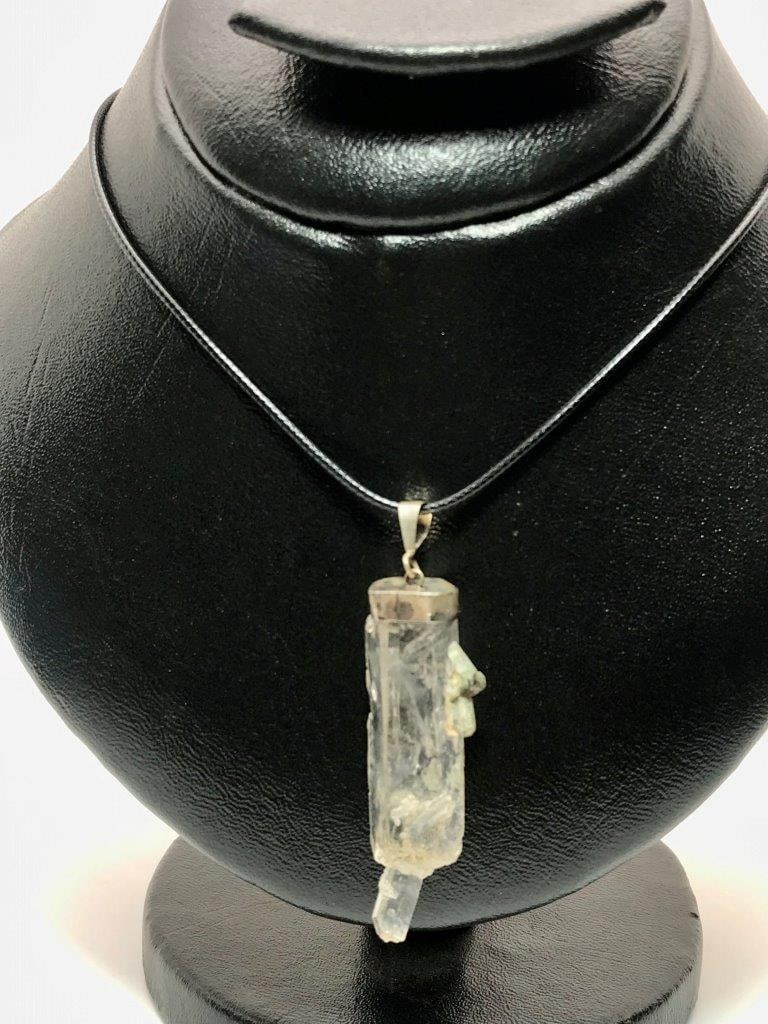 Natural Quartz Healing Crystal Pendant Gemstone Jewelry: Natural Quartz Healing Crystal Pendant Gemstone Jewelry Shipping: $23.00. Shipping rates are determined by Parcel weight and destination.