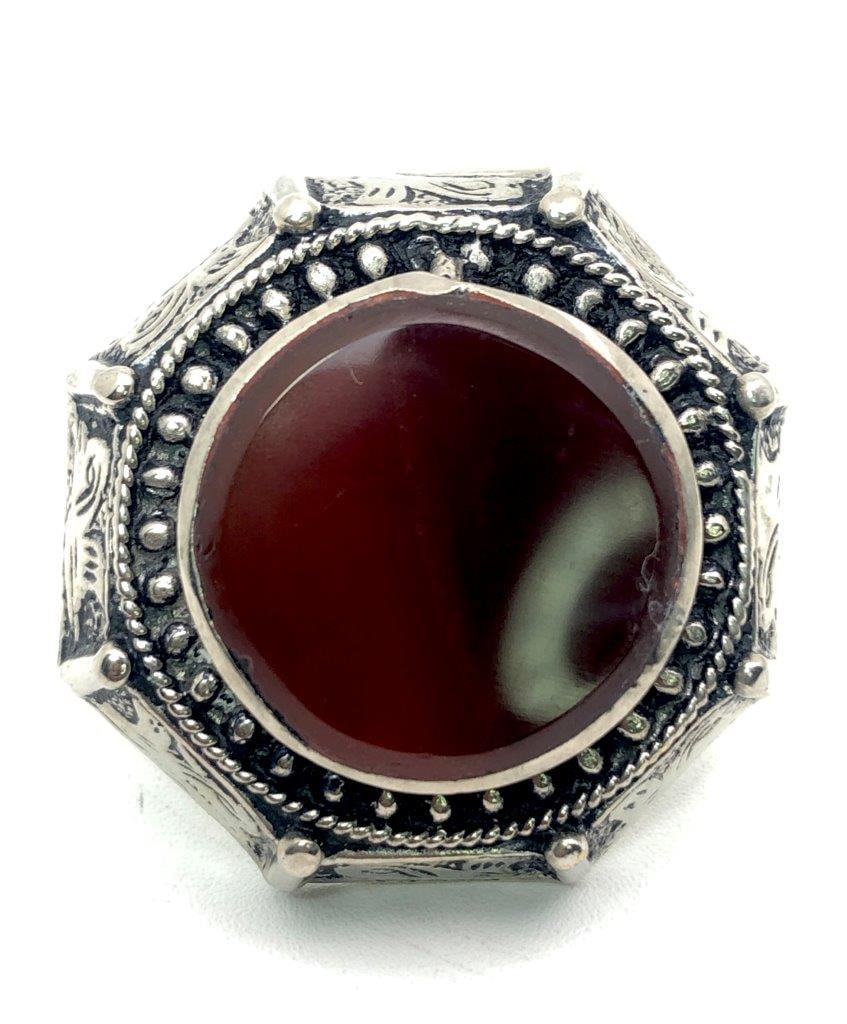 Round Chinese Black Agate Gemstone Ring Vintage Brass (1 of 5)