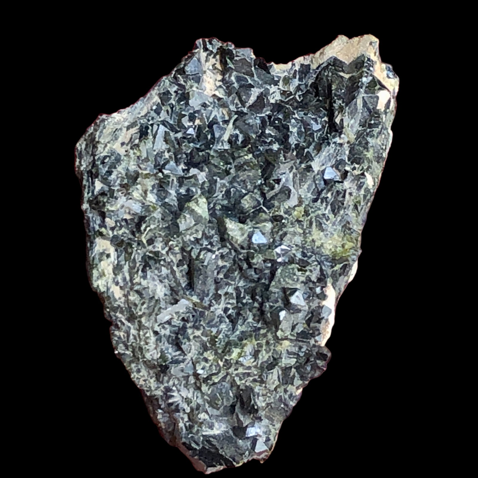 59.37 Grams Epidote Mineral Specimen - 40X30X20 mm: 59.37 Grams Epidote Mineral Specimen - 40X30X20 mmShipping Rate: 23$ shipping rates are determined by Parcel weight and destination.Combined shipping: We offer combine shipping on multiple items purch