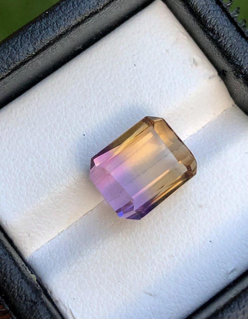 NATURAL Ametrine Gemstone - 6.60 Carats - 11X9X7 mm: NATURAL Ametrine Gemstone - 6.60 Carats - 11X9X7 mm Shipping Rate: FREE SHIPPINGshipping rates are FREE WORLDWIDECombined shipping: We offer combine shipping on multiple items purchased to reduce ship