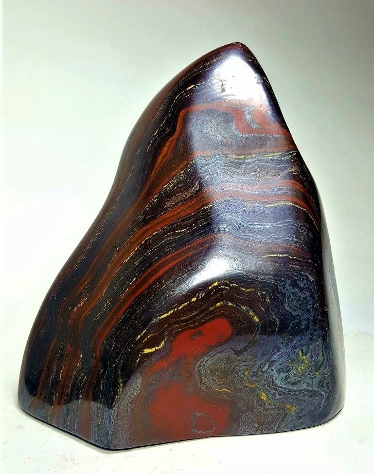 Tiger's Eye Tumbled Stone - 2750 Grams: Tiger's Eye Tumbled Stone With powerful energies - 2750 Grams - 17X6X15 CmShipping Rate: $95.00 .shipping rates are determined by Parcel weight and destination.Combined shipping: We offer combine ship
