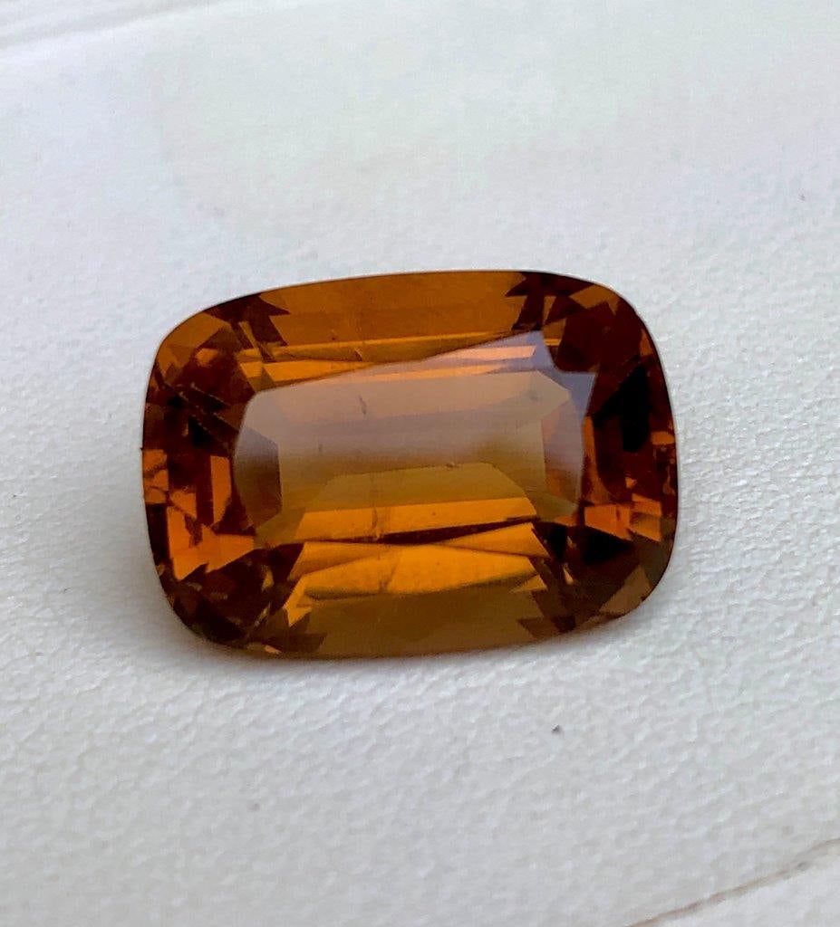 12.35Ct Honey Citrine Gemstone, Golden Quartz, Custom Jewelry 17X12X9 mm: 12.35Ct Honey Citrine Gemstone, Golden Quartz, Custom Jewelry 17X12X9 mm SHIPPING: 23$ Worldwide