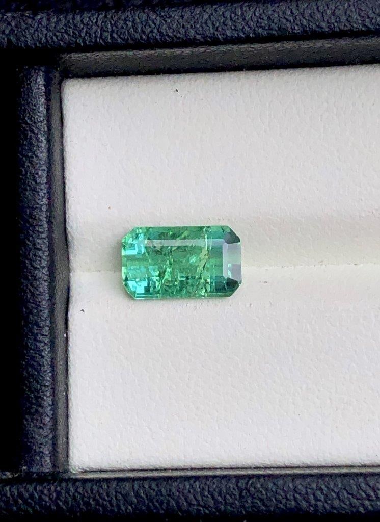 Mint Green Tourmaline Gemstone - 2.05 Carats - 10X6X4 mm: Mint Green Tourmaline Gemstone - 2.05 Carats - 10X6X4 mm SHIPPING: 23$ Worldwide