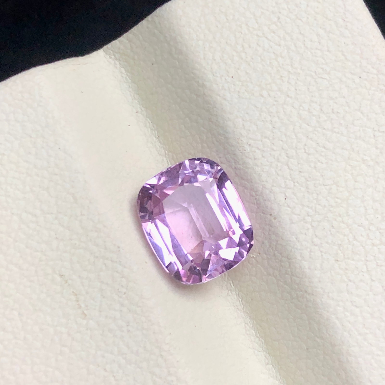3.50 Cts AAA Natural Pink Kunzite Gemstone | Rare Loose Jewel | Faceted Pink Kunzite | 10x8x6 mm: Features:AAA Natural Pink KunziteWeight: 3.50 CaratsSize: 10 ? 8 ? 6 mmRare Premium QualityBrilliant Faceted CutExcellent Clarity & LusterPerfect for Custom JewelryIdeal for Collectors & Gift Giving S
