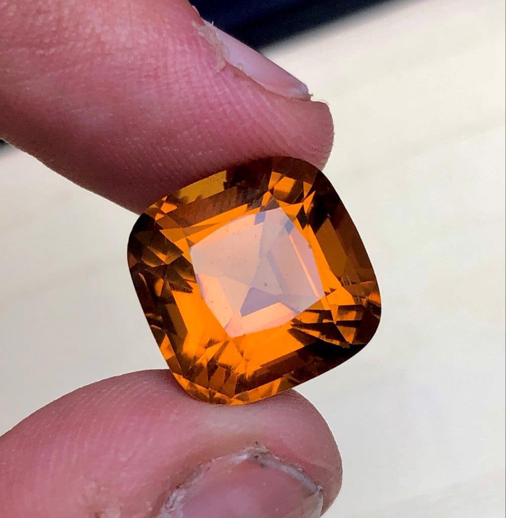 11.90Ct Honey Citrine Gemstone, Golden Quartz, Custom Jewelry 14X14X10 mm: 11.90Ct Honey Citrine Gemstone, Golden Quartz, Custom Jewelry 14X14X10 mm SHIPPING: 23$ World