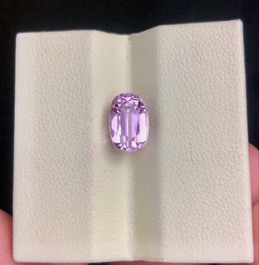 3.95 Carats Natural Kunzite AFG Gorgeous Baby Pink Faceted Gem 11X8X7.5 mm: 3.95 Carats Natural Kunzite AFG Gorgeous Baby Pink Faceted Gem 11X8X7.5 mm Shipping: