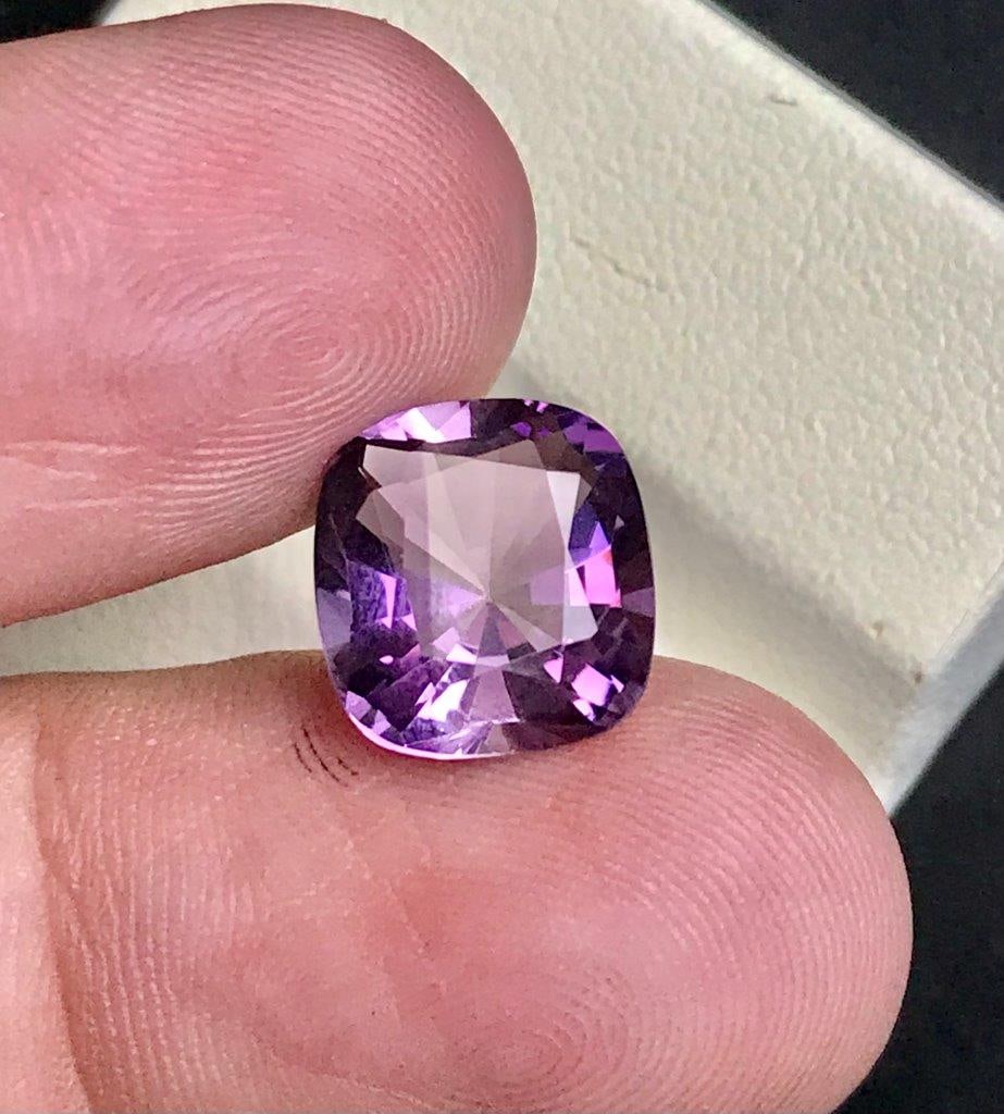 Genuine Natural Amethyst Loose Gemstone - 4.15 Carats - 11X10X8 mm: Genuine Natural Amethyst Loose Gemstone - 4.15 Carats - 11X10X8 mm Shipping: