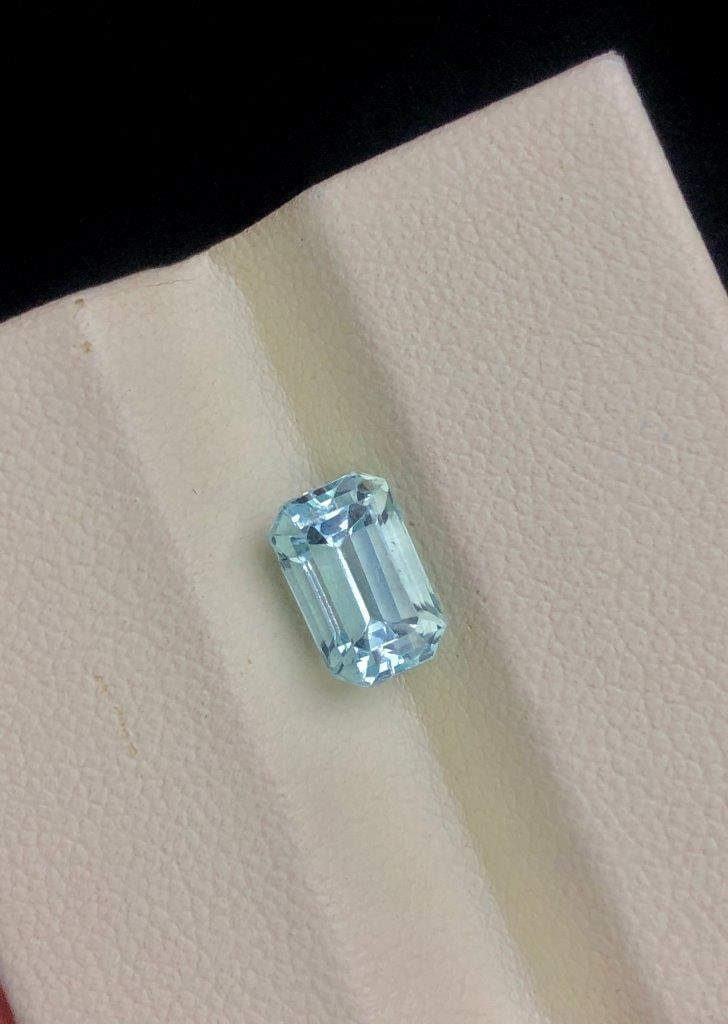 2.05 Carats Aquamarine Gemstone Natural Faceted Blue Loose Gemstone 9X7X6 mm: 2.05 Carats Aquamarine Gemstone Natural Faceted Blue Loose Gemstone 9X7X6 mmShipping: