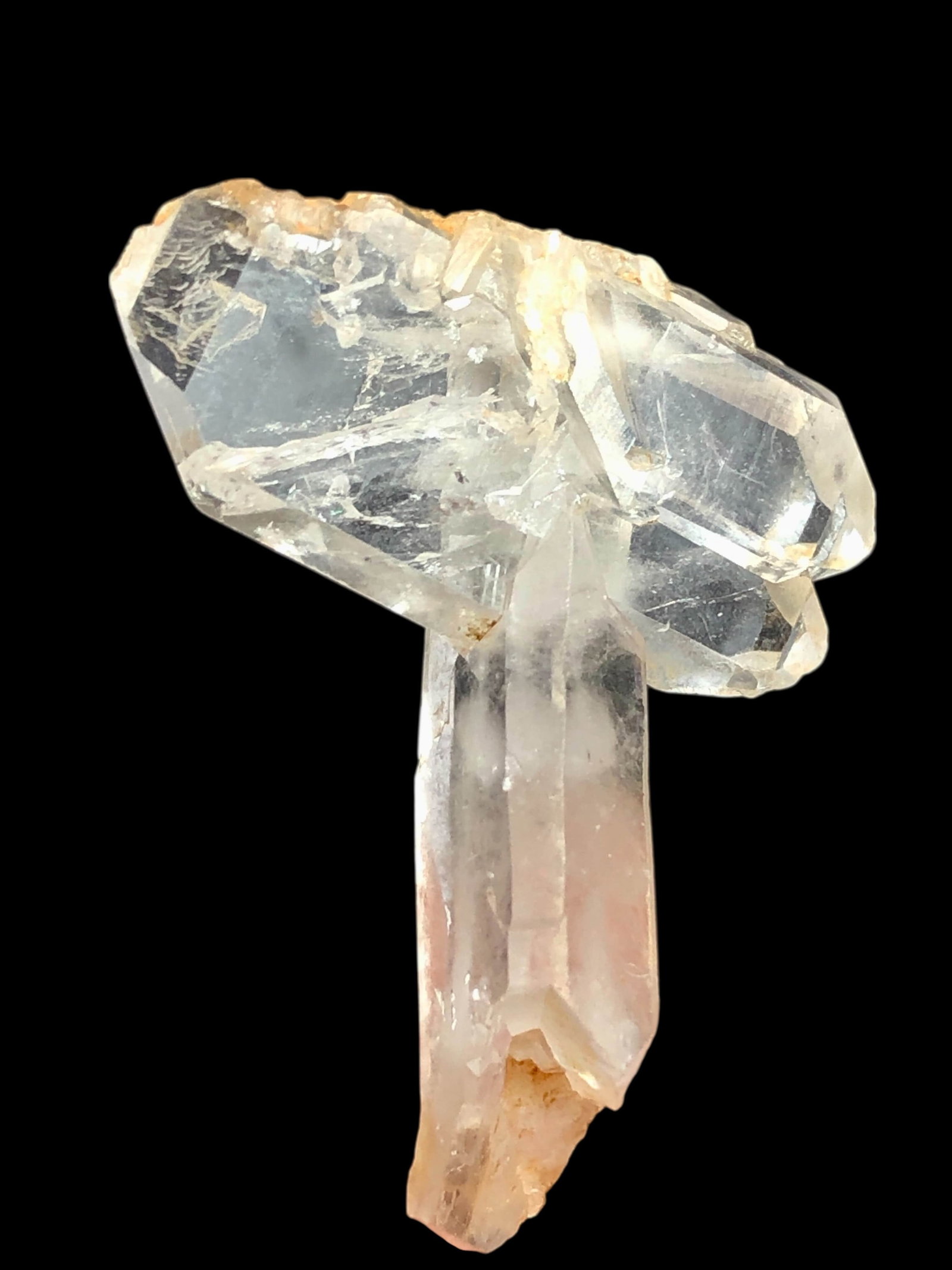 8.67 Grams Faden Quartz Crystal - 45X30X15 mm: 8.67 Grams Faden Quartz Crystal - 45X30X15 mmShipping Rate: 23$shipping rates are determined by Parcel weight and destination.Combined shipping: We offer combine shipping on multiple items purchased t