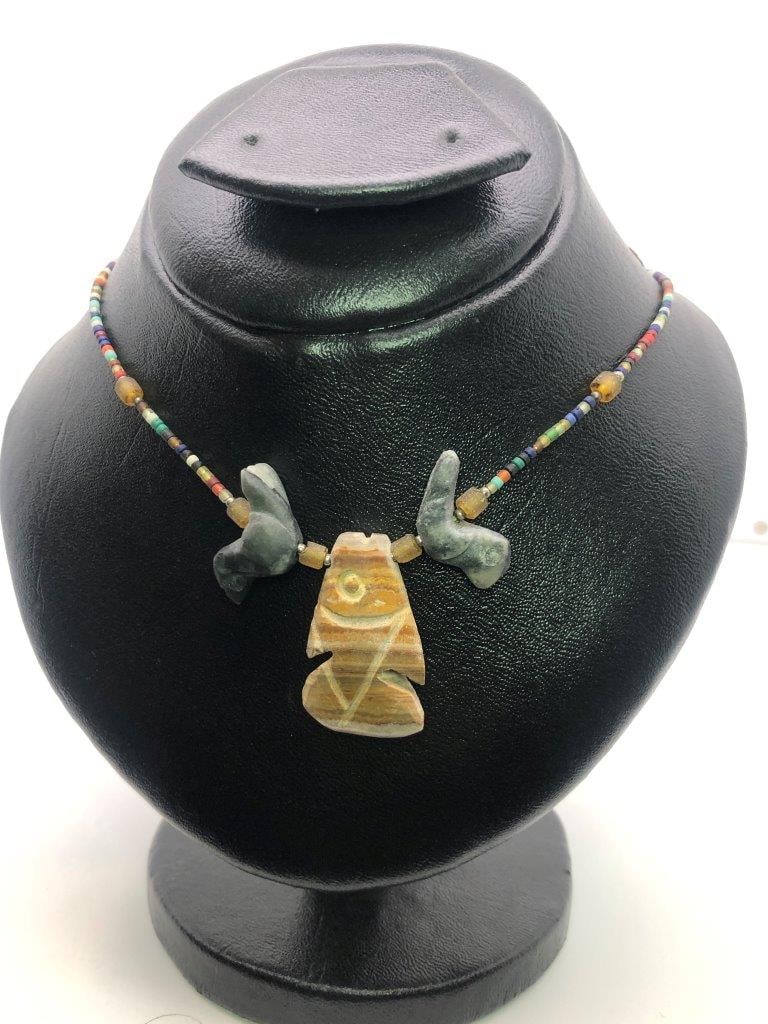 Vintage Style Agate & Serpentine Necklace ? Natural Gemstone Beaded Necklace | Handmade Retro: Vintage Style Agate & Serpentine Gemstone NecklaceThis beautiful vintage-style agate and serpentine necklace features a unique combination of natural gemstone beads, blending earthy tones and classic 