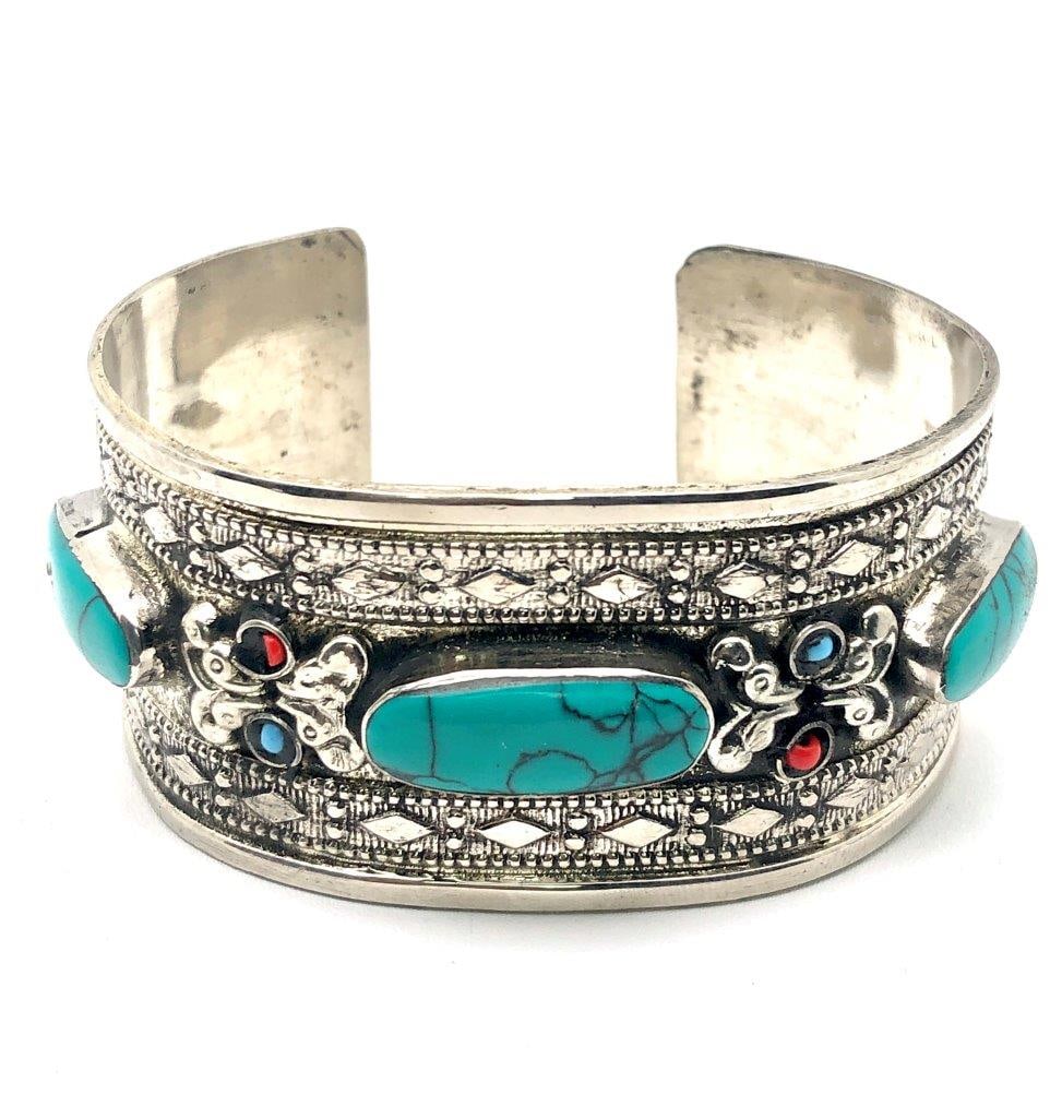 Chinese Turquoise Brass Bracelet ? Natural Stone Accents ? Vintage Ethnic Jewelry: Offered is a striking Chinese turquoise and brass bangle bracelet accented with round natural turquoise stones. The vibrant cabochons display characteristic matrix veining and tonal variation, ranging