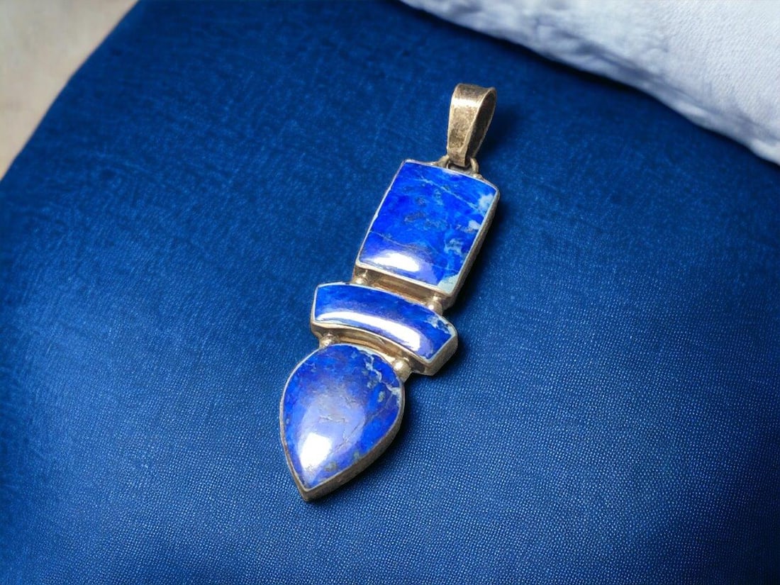 Old Fashion LAPIS LAZULI Pendant: Old Fashion LAPIS LAZULI Pendant