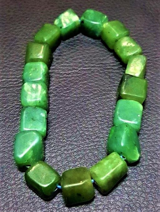 NEPHRITE JADE handmade Healing bracelet (1 of 4)