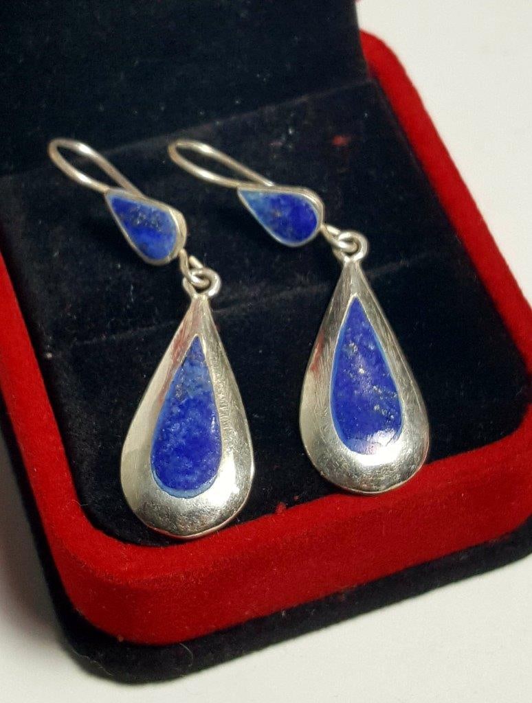 Tear Drop Quality Lapis Lazuli Earrings: Tear Drop Quality Lapis Lazuli Earrings Shipping: $23.00. Shipping rates are determined by Parcel weight and destination.