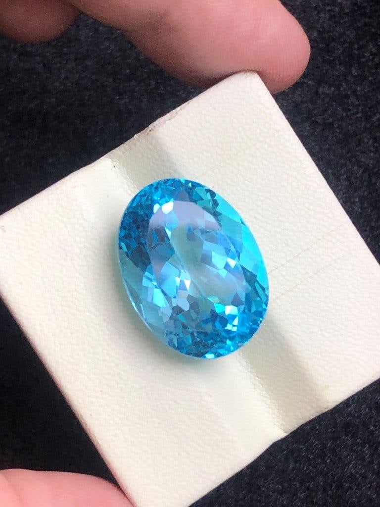 33 Carats Natural Swiss Blue Topaz Loose Gemstone Rich Blue Color - 22.5X16.5X12 mm: 33 Carats Natural Swiss Blue Topaz Loose Gemstone Rich Blue Color - 22.5X16.5X12 mmShipping Rate: 23$ WorldWideshipping rates are determined by Parcel weight and destination.Combined shipping: We offe