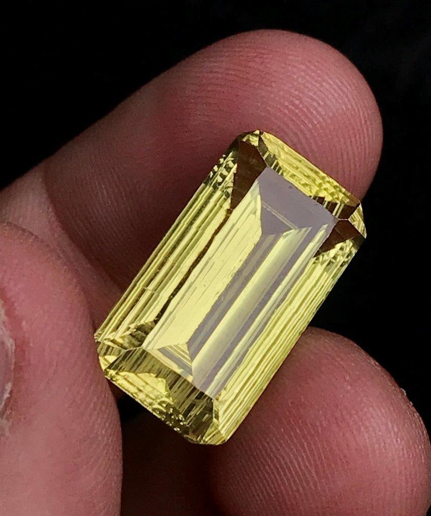 15.05 Carats Natural Lemon Quartz Loose Gemstone Premium Quality Yellow Crystal - 20X12X12 mm: 15.05 Carats Natural Lemon Quartz Loose Gemstone Premium Quality Yellow Crystal - 20X12X12 mm Rate: 23$ WorldWideshipping rates are determined by Parcel weight and destination.Combined shipping: We of