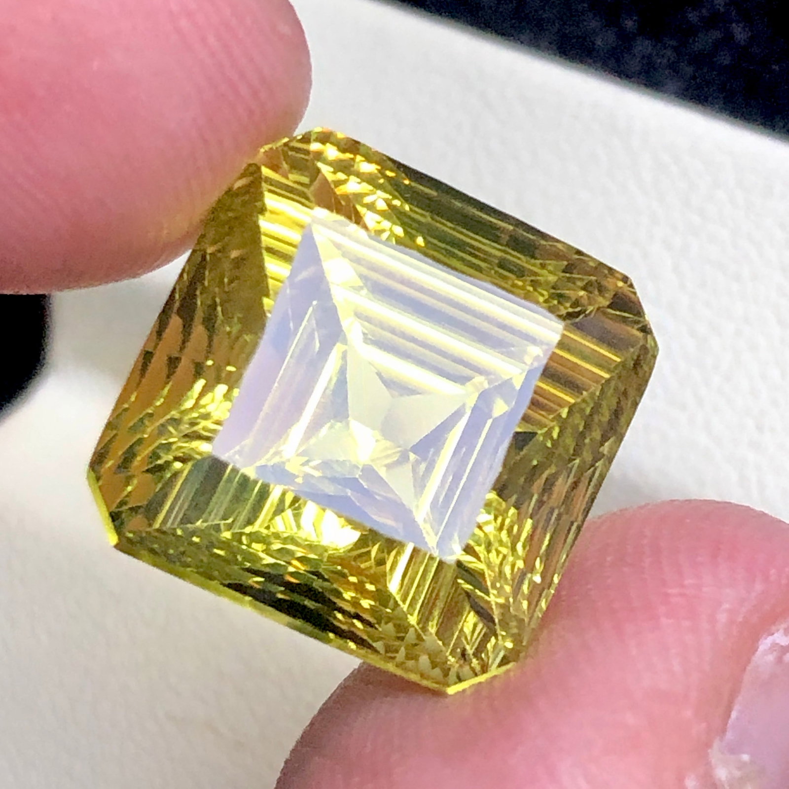16.75 Carats Natural Lemon Quartz flawless Top quality - 15X15X12 mm: 16.75 Carats Natural Lemon Quartz flawless Top quality - 15X15X12 mm Rate: 23$ WorldWideshipping rates are determined by Parcel weight and destination.Combined shipping: We offer combine shipping on m