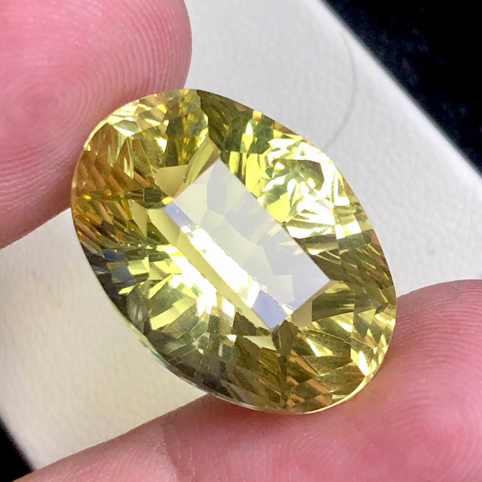 24.15 Carats Natural Lemon Quartz flawless Top quality - 22.5X16X13 mm: 24.15 Carats Natural Lemon Quartz flawless Top quality - 22.5X16X13 mm Rate: 23$ WorldWideshipping rates are determined by Parcel weight and destination.Combined shipping: We offer combine shipping on