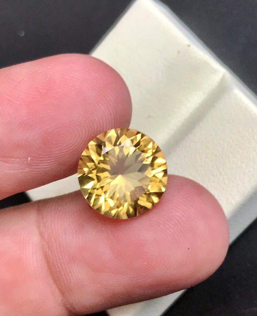 Natural Yellow Lemon Quartz Beautiful Loose Gemstone for Collectors - 5.80 Carats - 12X12X8 mm: Natural Yellow Lemon Quartz Beautiful Loose Gemstone for Collectors - 5.80 Carats - 12X12X8 mm Shipping:
