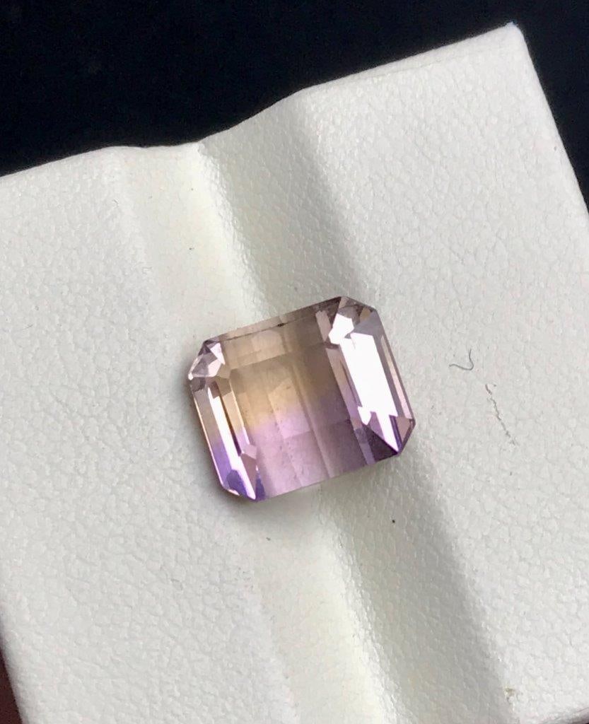 7.70 cts Natural Ametrine Loose Gemstone Stunning Bi-Color Purple & Yellow Gem - 12X10X8 mm: 7.70 cts Natural Ametrine Loose Gemstone Stunning Bi-Color Purple & Yellow Gem - 12X10X8 mming: