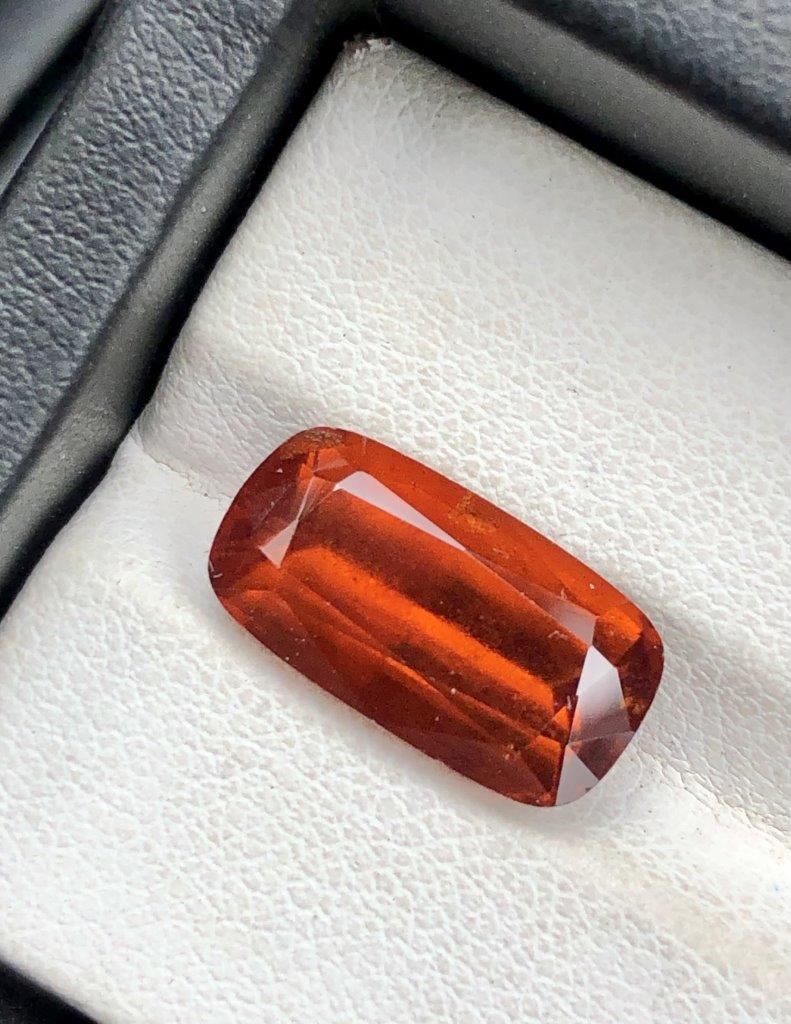 6.90 Carats Natural Hessonite Garnet Gemstone - 16X8.5X6 mm: 6.90 Carats Natural Hessonite Garnet Gemstone - 16X8.5X6 mm Choose design of your own and we will make it for youWe accept custom order in Sterling Silver, Gold and Platinum in WholeSale PriceColored