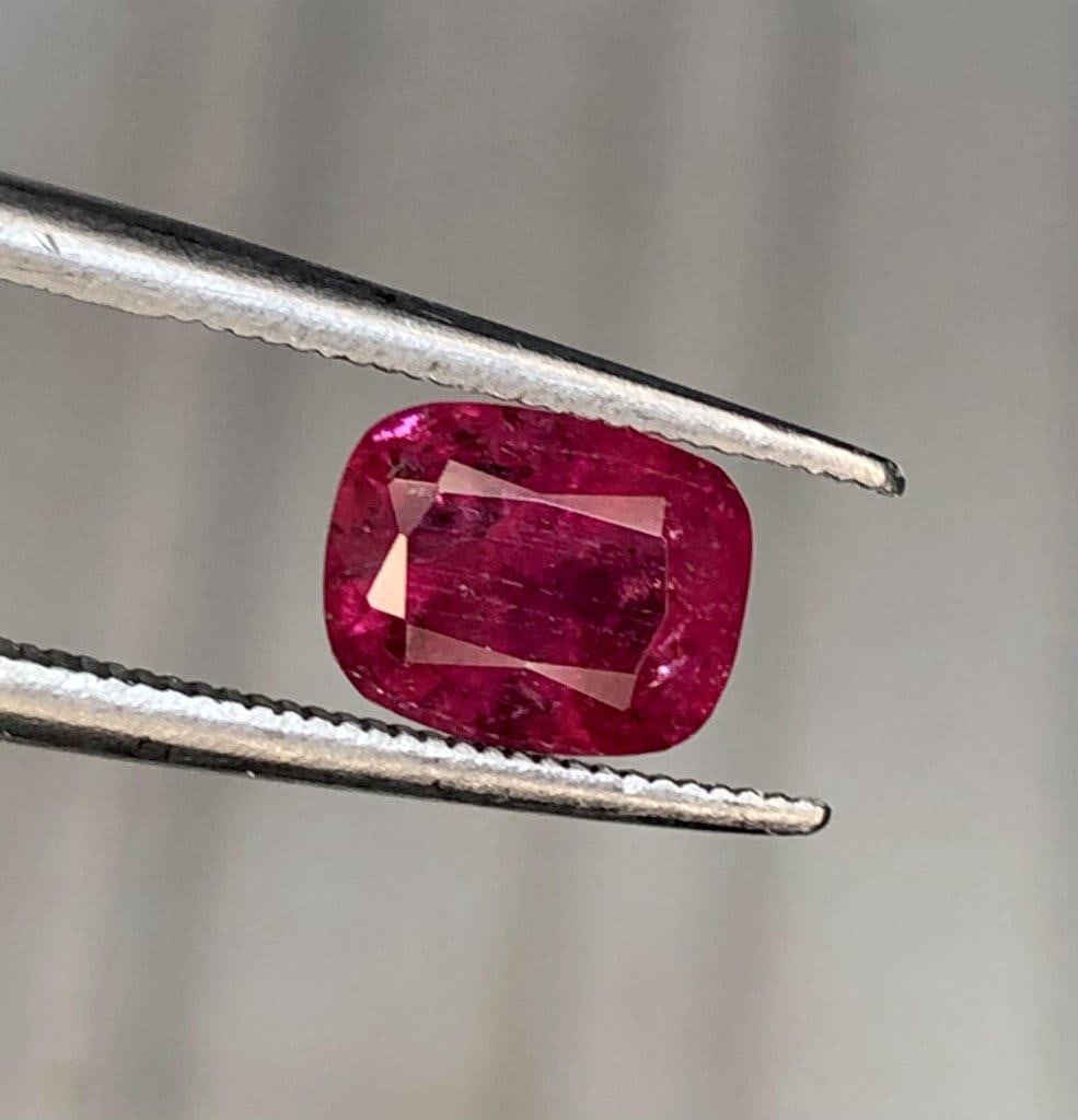 1.50 Carats Rubelite Tourmaline - 7X6X4 mm: 1.50 Carats Rubelite Tourmaline - 7X6X4 mm SHIPPING: 23$