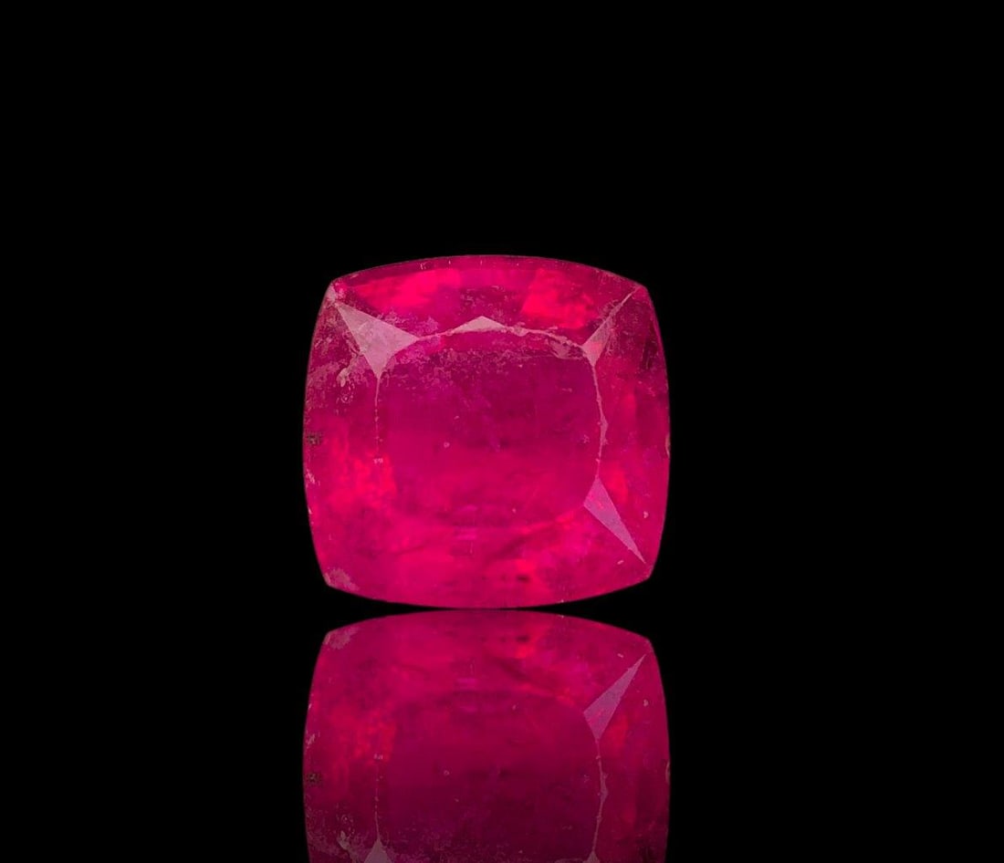 8.75 Carats PinkIsh Rubelite Tourmaline - 13X12X8 mm (1 of 5)