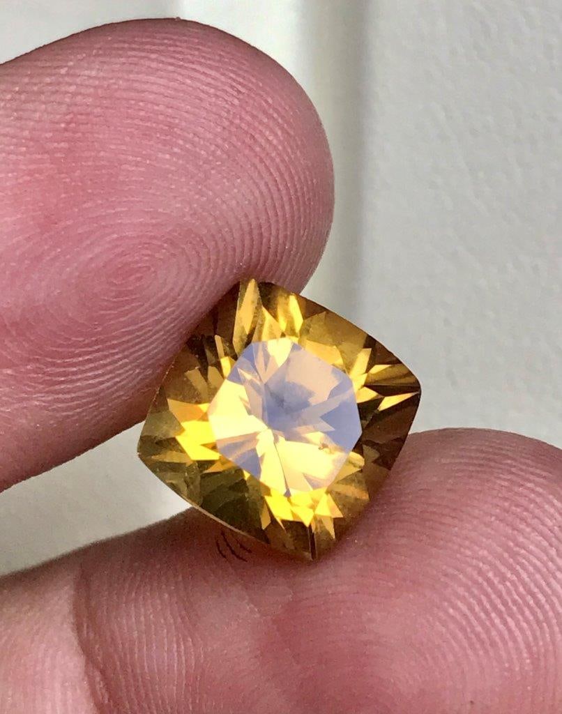 Beautiful Natural Lemon Quartz Premium Yellow Faceted Gem - 5.10 Carats - 10X10X8 mm: Beautiful Natural Lemon Quartz Premium Yellow Faceted Gem - 5.10 Carats - 10X10X8 mm Shipping: