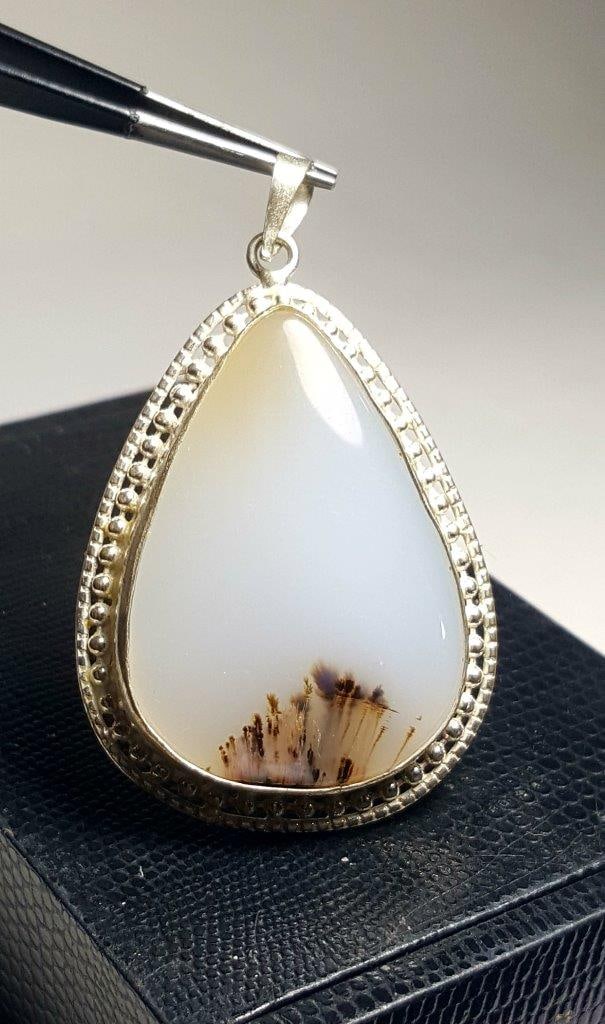 Natural Agate Pendant Necklace ? Handmade Gemstone Jewelry | Unique Crystal Pendant Gift: Enhance your jewelry collection with this beautiful natural agate pendant. Featuring unique banding and earthy colors, each pendant is one of a kind and carefully handcrafted for everyday wear or spec