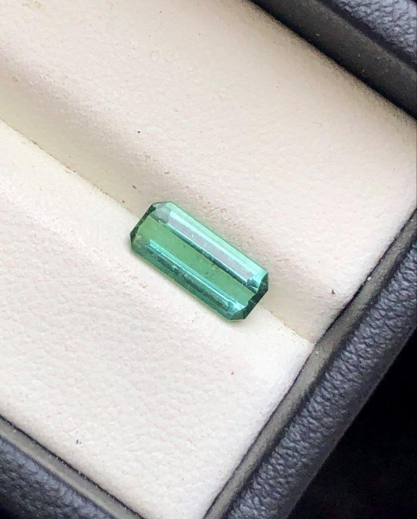 1.25 Carats Mint Green Tourmaline Gemstone - 10X5X3 mm (1 of 3)