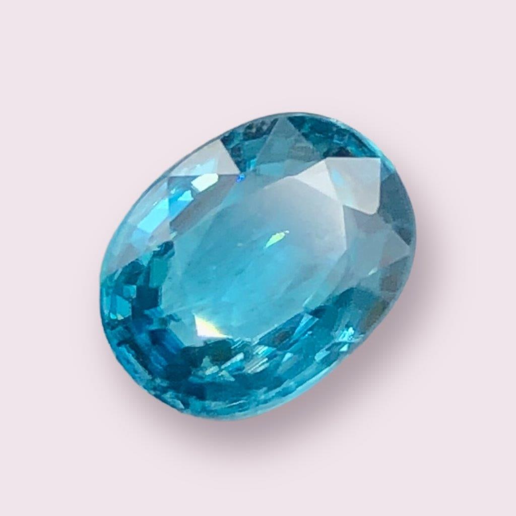 3.45 Carats Top Quality Natural Zircon - 9X7X5 mm (1 of 5)