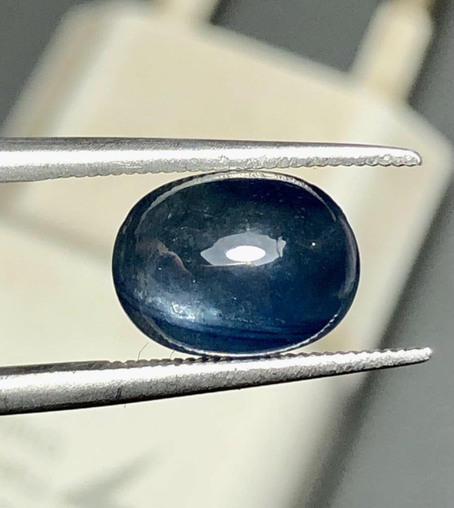 3.75 Carats Royal Blue Sapphire Cab - 10X7X5 mm (1 of 4)