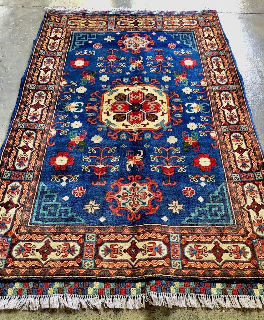 Excellent Condition Tribal Rug, Afghan rug 3' X 5': Excellent Condition Tribal Rug, Afghan rug 3' X 5'Shipping rates are determined by Parcel weight and destination.Combined shipping: We offer combine shipping on multiple items purchased to reduce ship