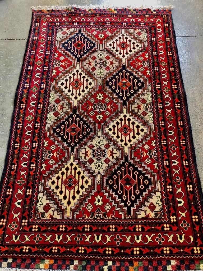 Kilim Rug Afghan Handmade Persian Wool Rug 3' X 5': Kilim Rug Afghan Handmade Persian Wool Rug 3' X 5'Shipping rates are determined by Parcel weight and destination.Combined shipping: We offer combine shipping on multiple items purchased to reduce ship