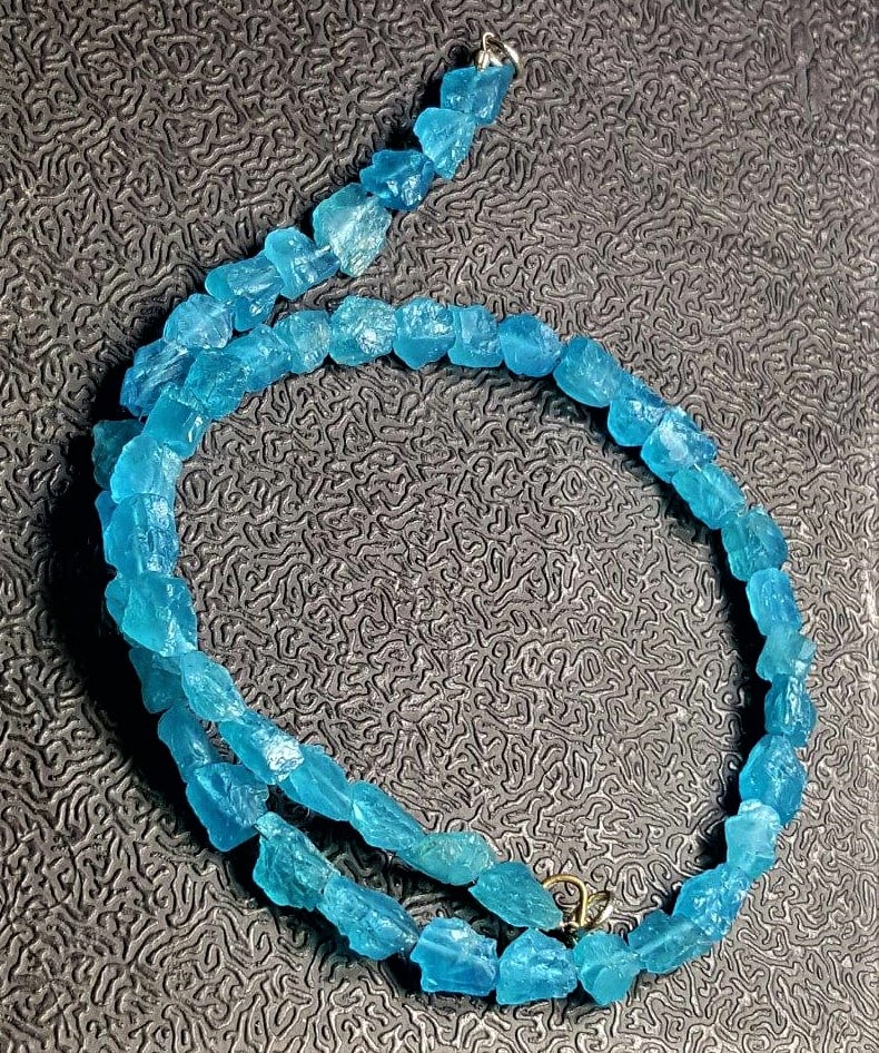 Apatite necklace (1 of 2)